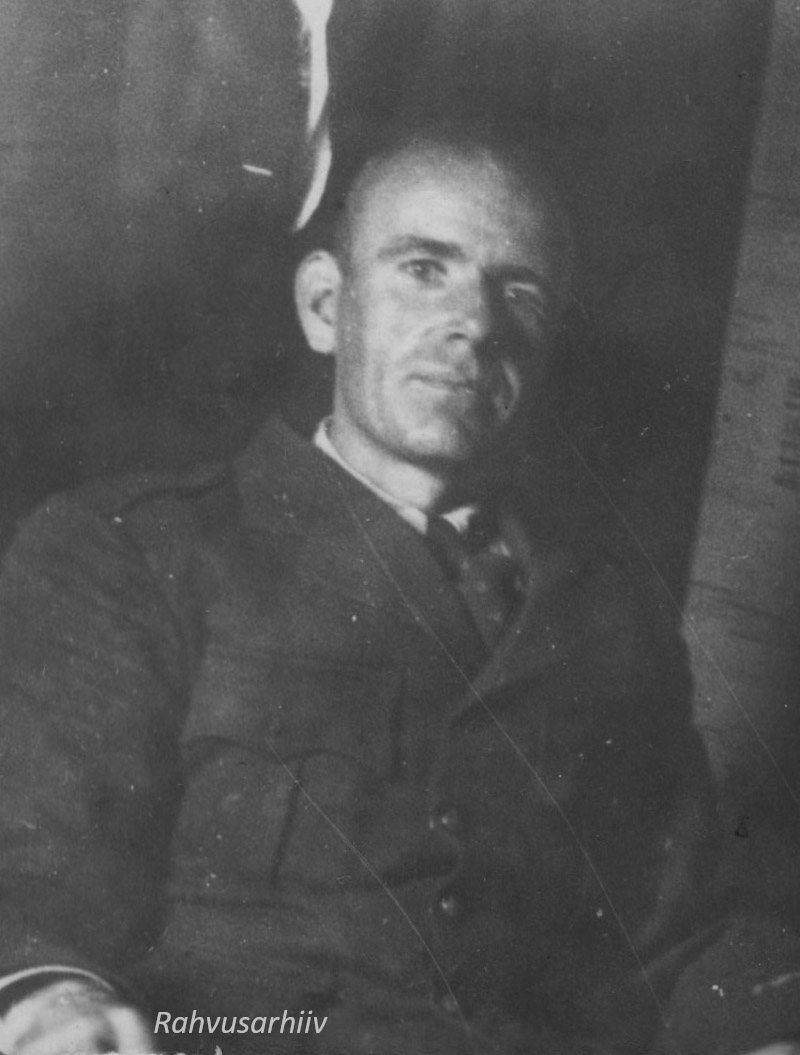 Ants Aunveri foto Julgeoleku poolt tagaotsitavate albumist.